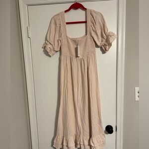 NEW WITH TAG!! Light pink midi dress.